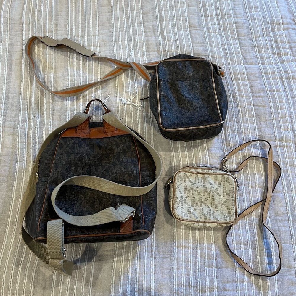 3 Michael kors bags tote and crossbody - Picture 3 of 8